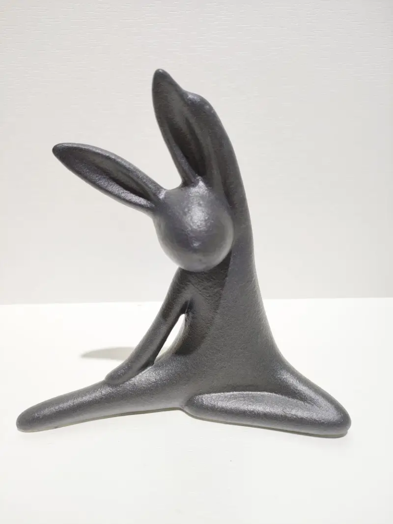 167D black ceramic rabbit sculpture in stretching yoga pose, matte finish decorative figurine for interior styling