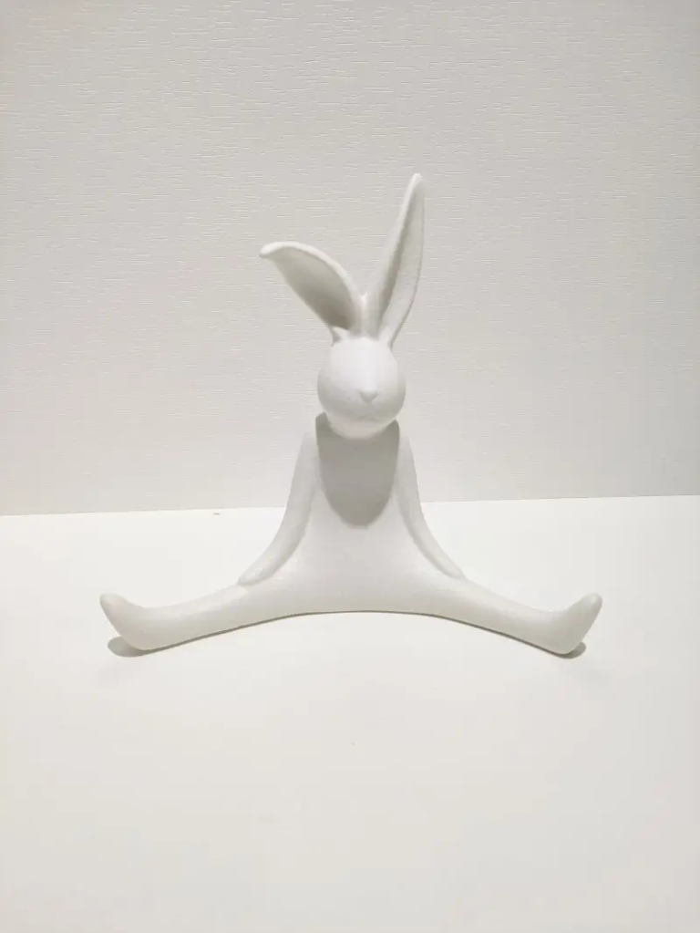 174D white ceramic yoga rabbit figurine with wide stretching posture, matte surface decorative sculpture