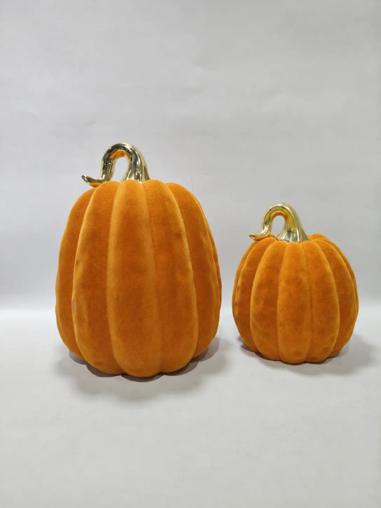 250D orange flocked pumpkin decorative figurine with an electroplated stem for Halloween seasonal decoration.