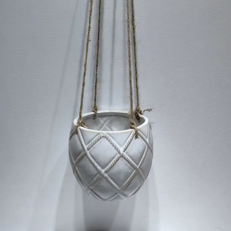 442D diamond pattern hanging ceramic planter with reactive glaze white finish