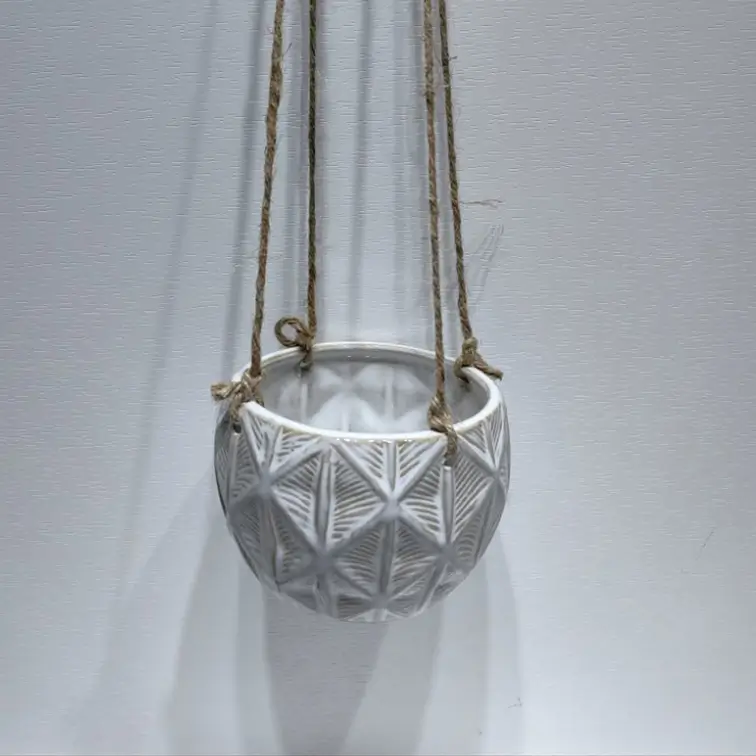 443D faceted pattern hanging ceramic planter with reactive glaze white finish