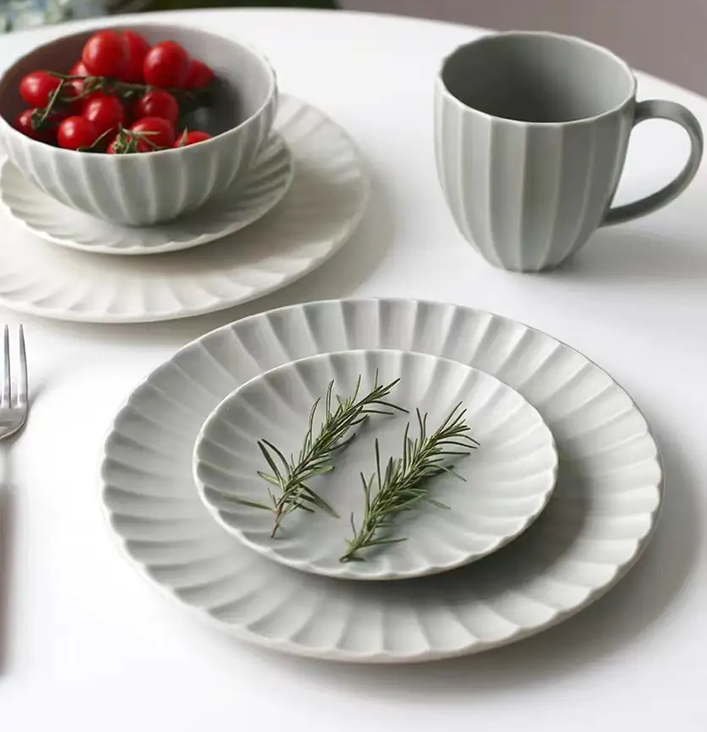 Integrated celadon ceramic dinnerware set,chrysanthemum & hand-scraped texture tableware collection