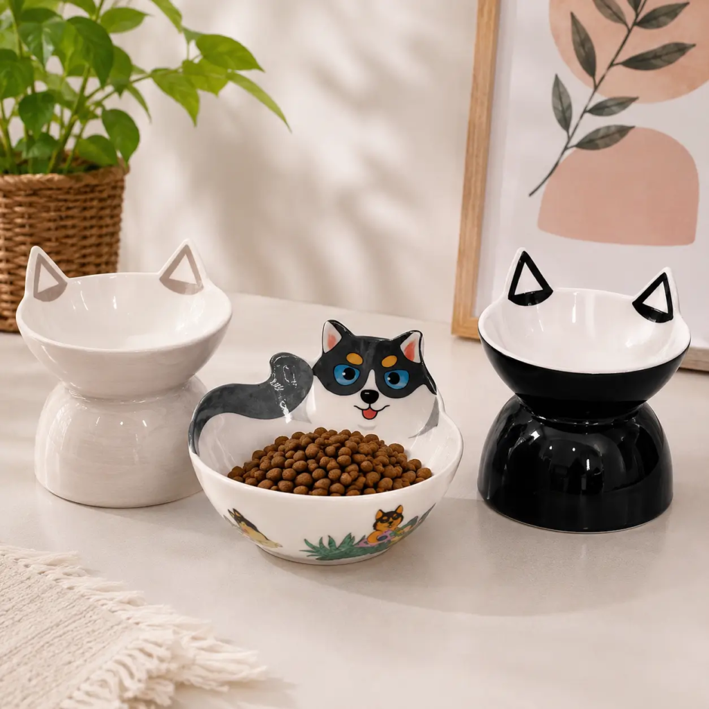 TYY2313 ceramic pet bowl collection showing the 546L and 547L designs together.